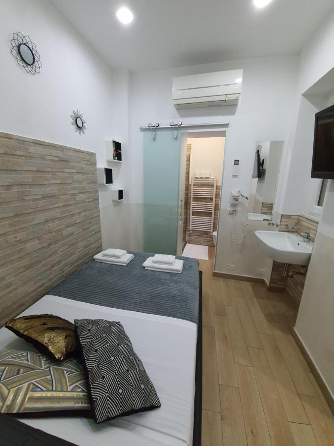 Marla Rooms La Spezia Ngoại thất bức ảnh